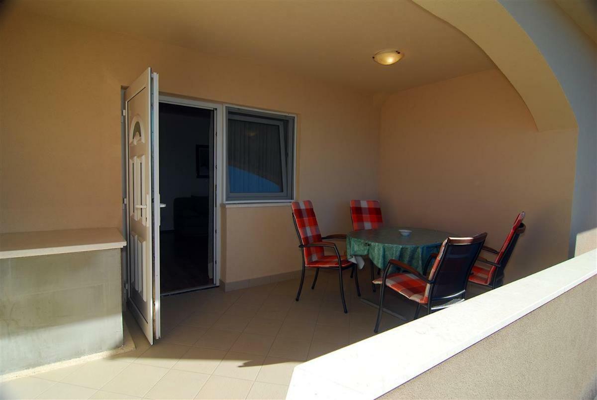 Apartman Luca Apartment Zečevo Exterior foto